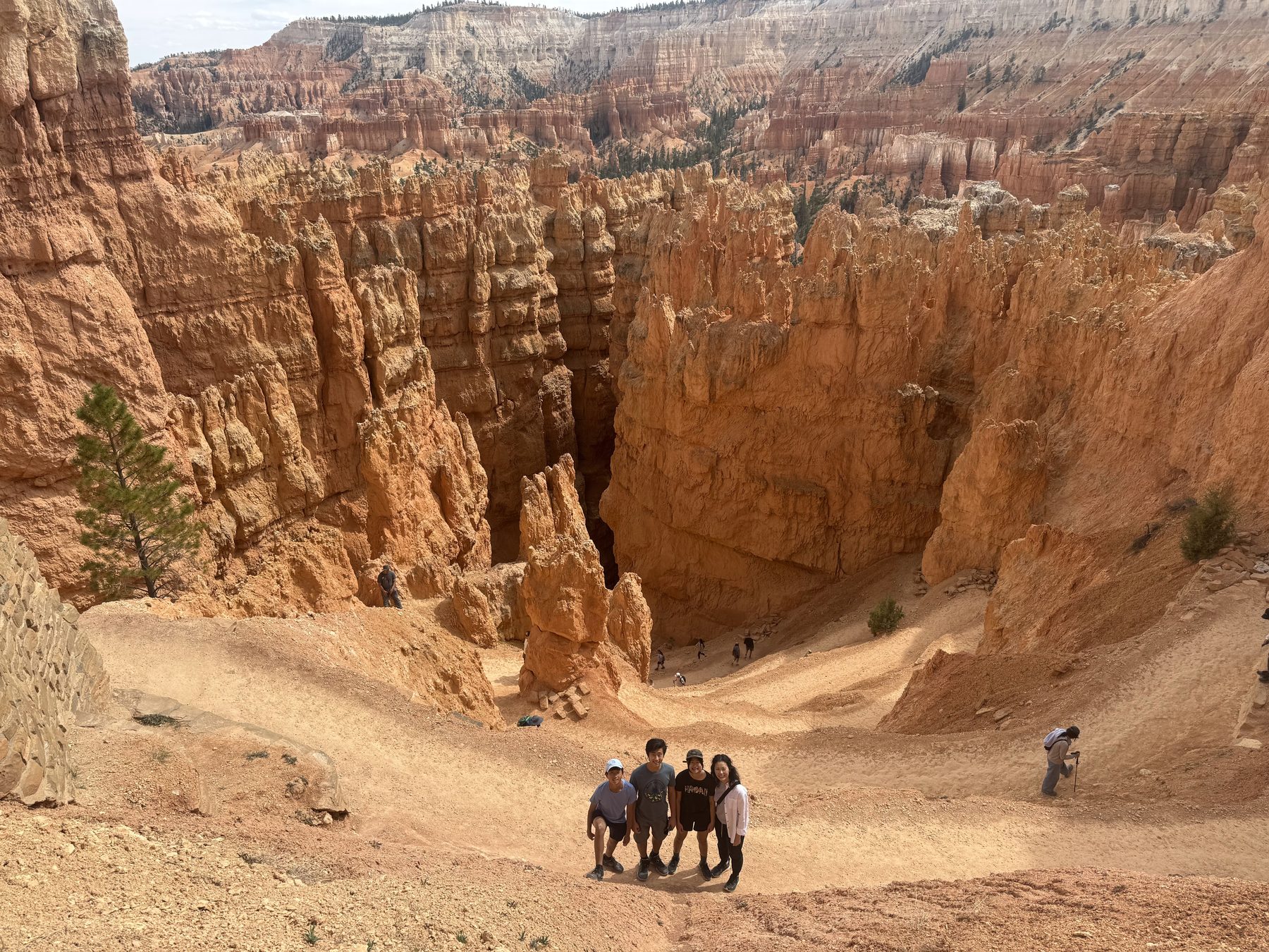 Below the rim on the Navajo Loop, Bryce Canyon · 3:26 PM