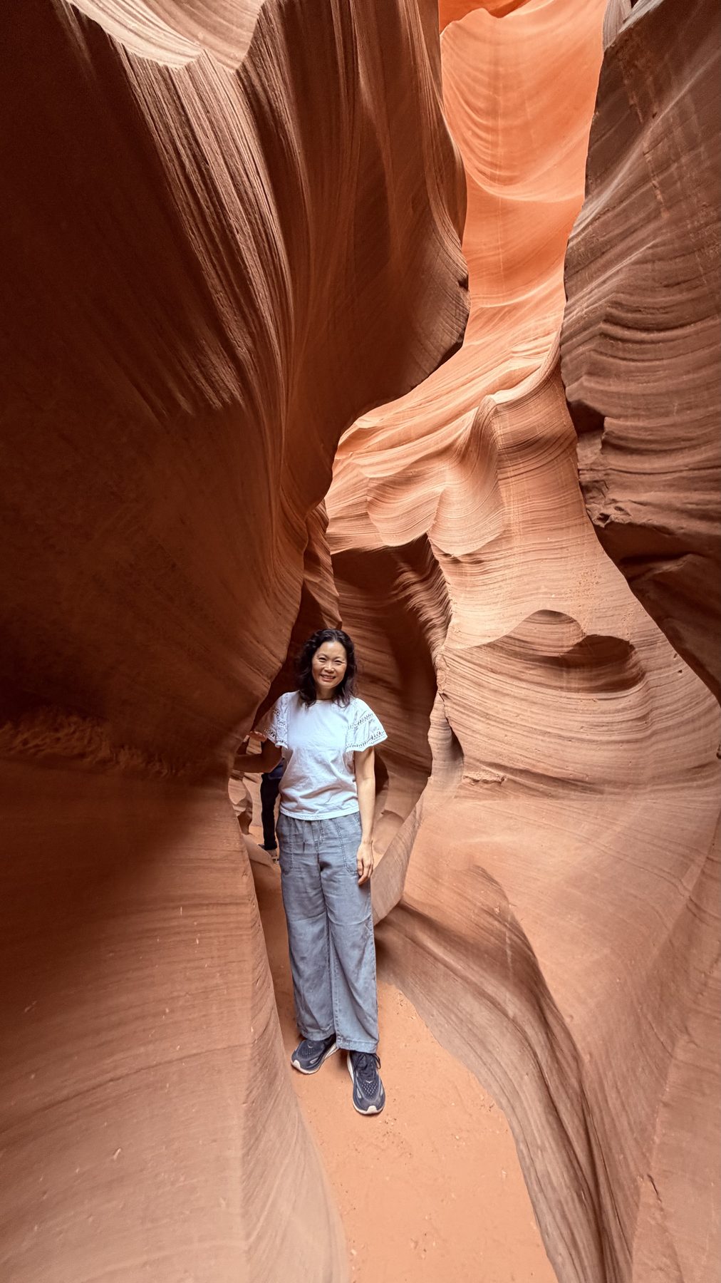 Lower Antelope Canyon · 9:49 AM