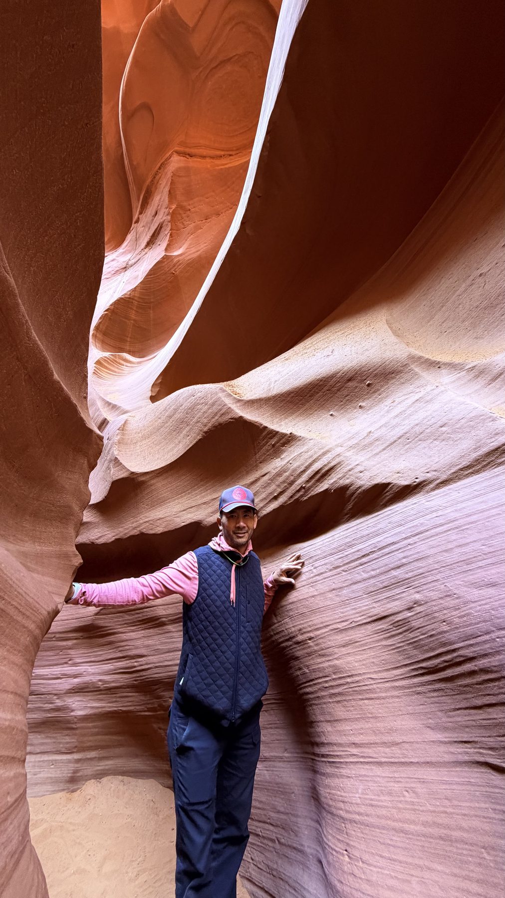 Lower Antelope Canyon · 9:52 AM