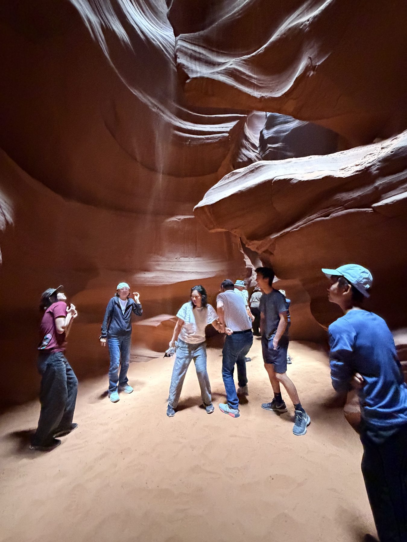 Upper Antelope Canyon · 1:06 PM