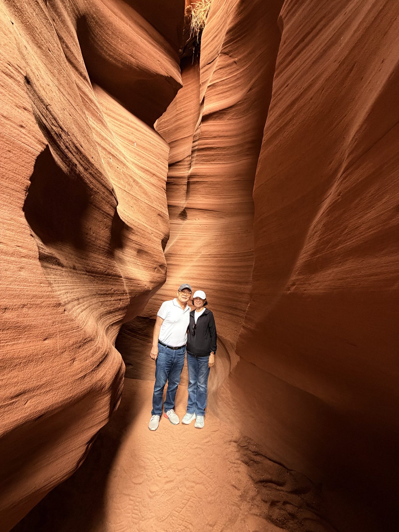 Upper Antelope Canyon · 1:24 PM